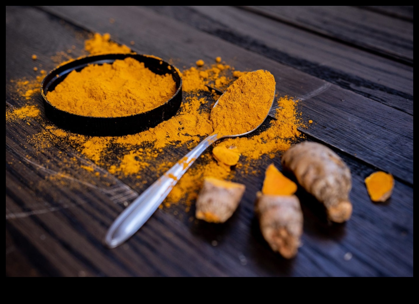 Aventuri cu turmeric DIY: creați preparate unice și aromate cu elixir