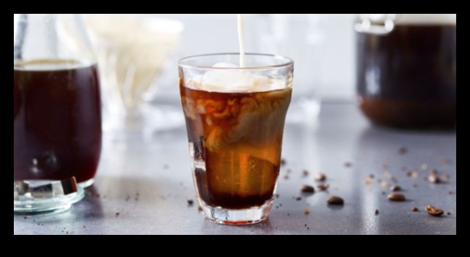 DIY Coffee Bliss: Creați amestecuri unice de preparat la rece acasă